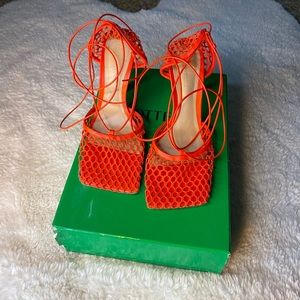 RED BOTTEGA VENETA STRETCH HEELS SIZE 40